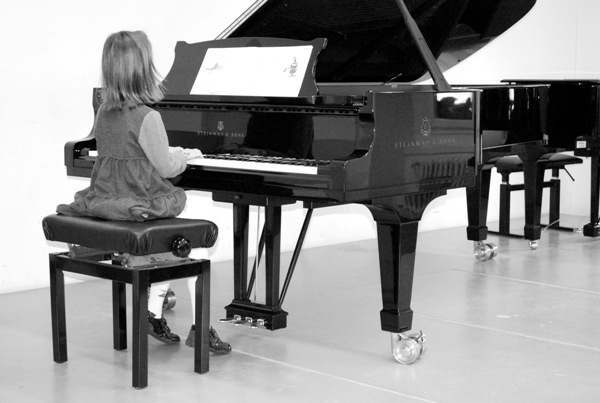 bimba piano u003cimg src=u0022bimba piano.jpgu0022 alt=u0022u0022u003e